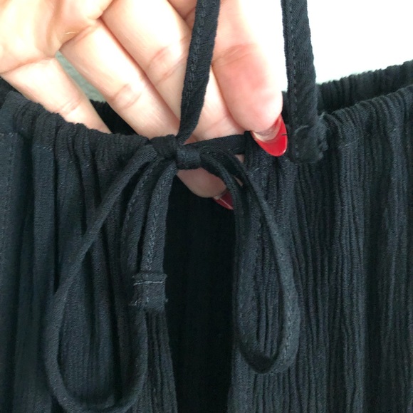 Forever 21 Black Maxi Dress. Size Small - Picture 6 of 7